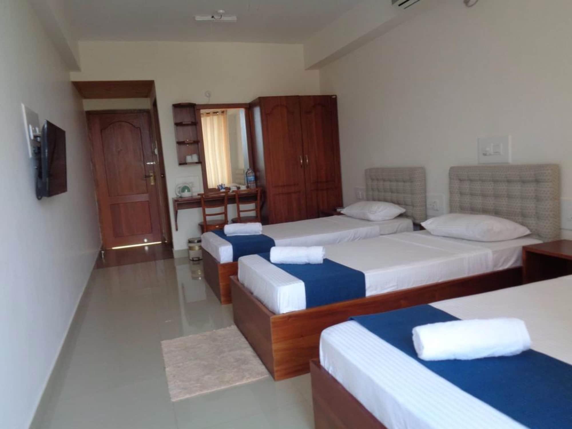 Sky View Grand Hotel Kandy Exterior photo